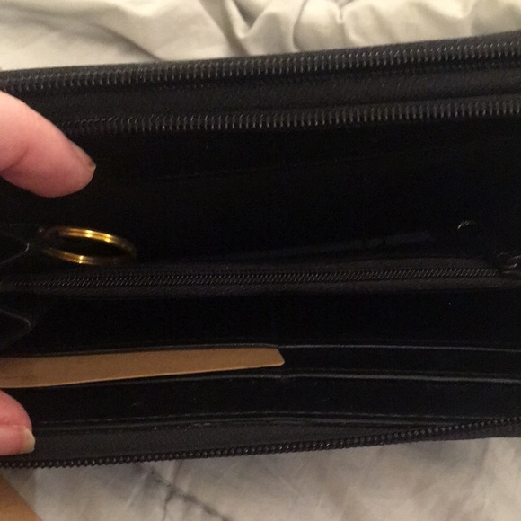 (OS) Buxton ultimate organizer wallet with long strap - Picture 8 of 11